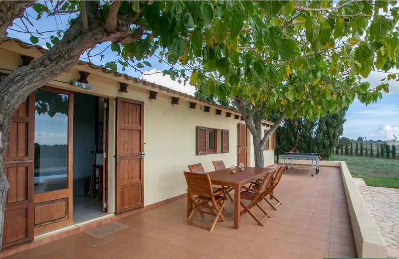This Mediterranean finca is situated on a plot of 14,200 m² in a quiet area of Porto Cristo. — photo 10