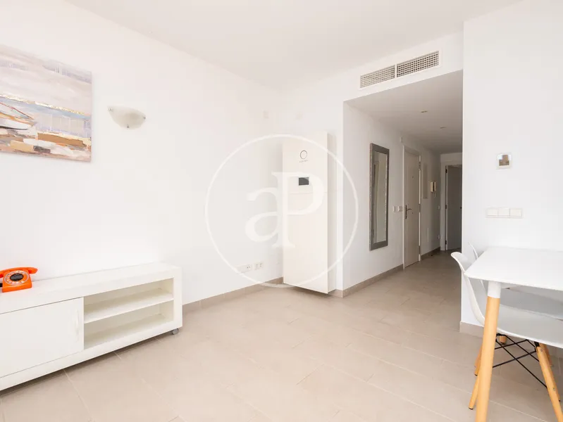 Apartment for rent in Camp de Mar — photo 5