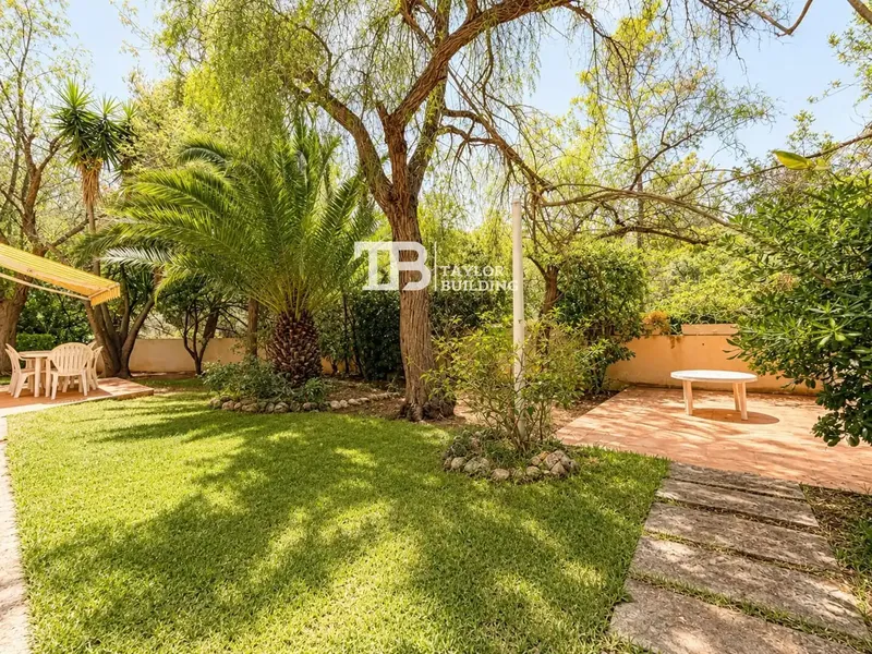 Taylor Building Real Estate presents exclusively this fantastic ground floor apartment located in one of the most sought-after and demanded areas of the municipality — photo 2