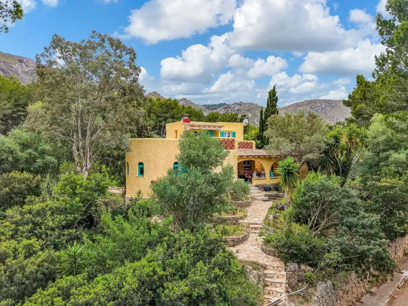 One of Mallorca's paradises for sale. In Mallorcan style, one of the first houses built in Betlem, near the idyllic — photo 2