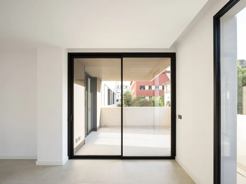 Designer apartment for sale in Palma, new build with large, sunny terrace — photo 2