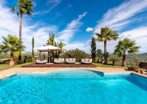Country house in Son Servera — photo 1