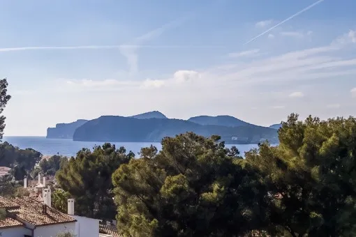 Santa Ponsa, modern villa in Santa Ponsa with clean architecture, Mediterranean lifestyle and privacy — photo 11