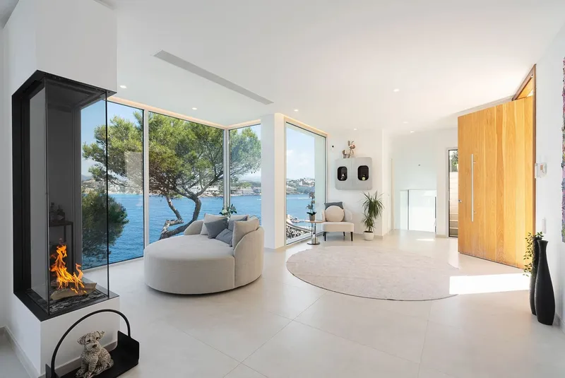 Seafront Villa for Sale in Santa Ponsa — photo 6