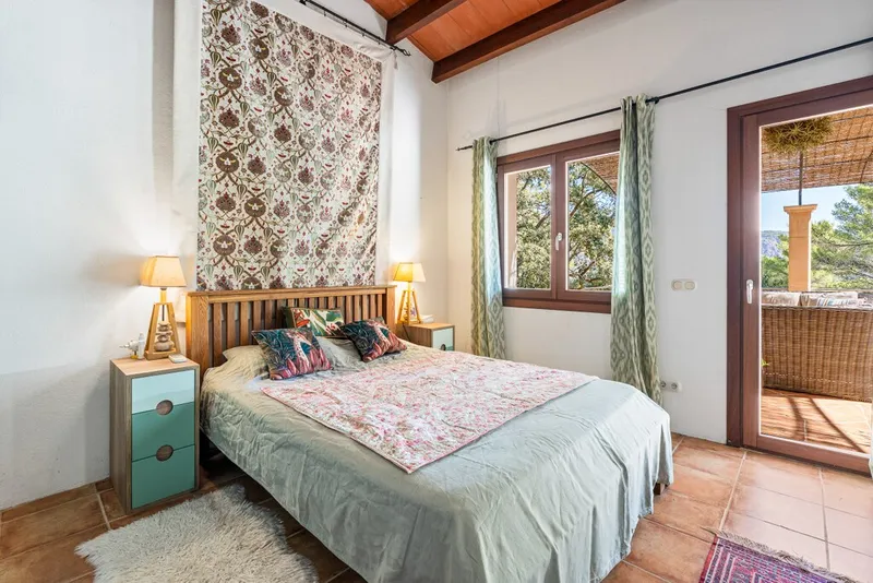 Puigpunyent rustic style country property for sale with covered terrace and private terrace — photo 9