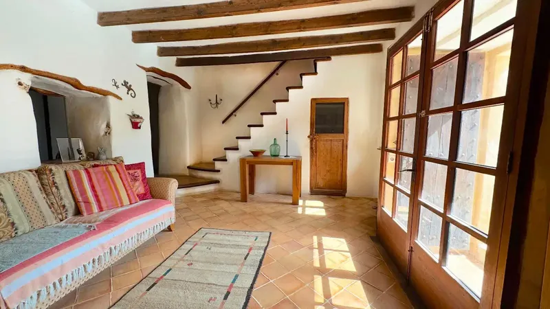 16th-century finca in Inca, renovated, with 446 m2 currently 4 double bedrooms and 2 full bathrooms in the main house. It is located — photo 6