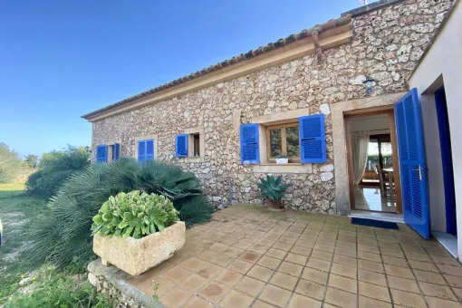 Porto Cristo, charming finca in typical Mallorcan style with modern furniture, near Portocristo — photo 2