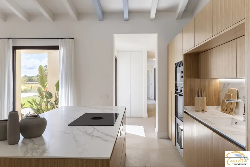 Contemporary Luxury Finca with Saltwater Pool and Panoramic Views near Es Trenc — photo 12