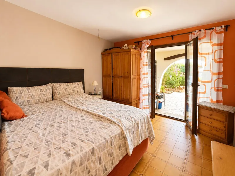 Exclusive townhouse on the first line of the sea with stunning views of Cabrera — photo 10