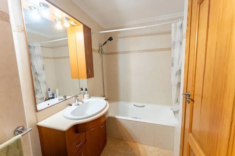 Discover your new home in the quiet neighborhood of Son Amonda. With 96 m2 of apartment and 55 m2 of terrace, this apartment offers you a comfortable and mo — photo 9