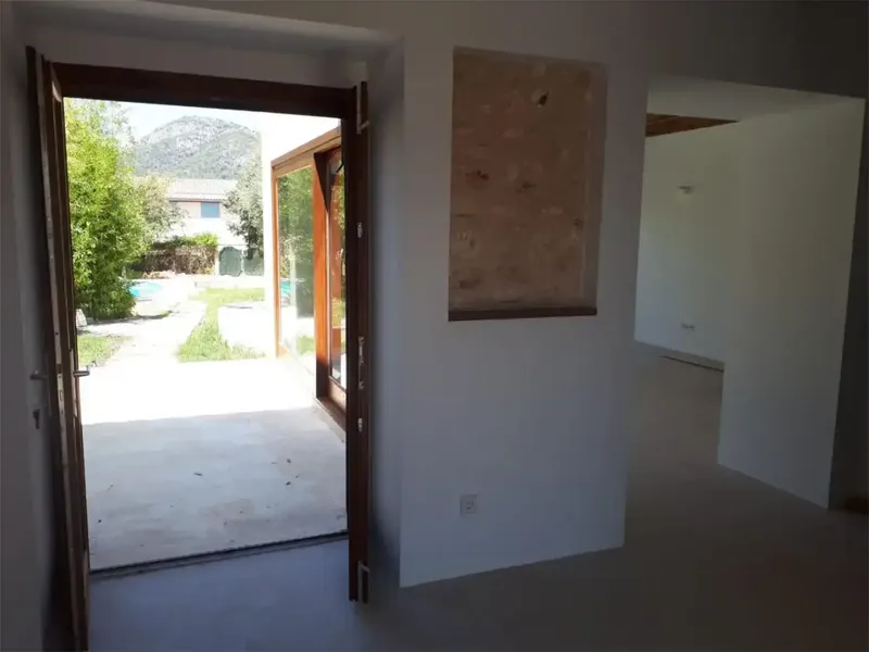 Preciosa casa típica mallorquina de 200 m2 con jardín y piscina en terreno de 638 m2 con fabulosos vistas a la Serra de Tramuntana. La casa — photo 5
