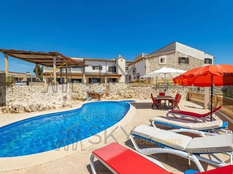 Rural or Farmhouse in Lloret de Vistalegre, Province of Balearic Islands — photo 4