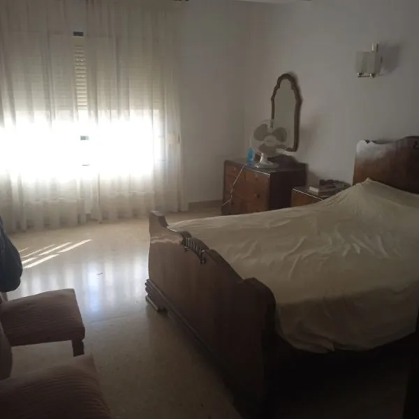 M6PVK5310 Renovation-needed 5-BR apartment on the 4th floor (elevator) in the center of Palma for sale — photo 3