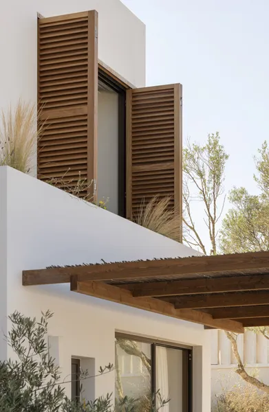 Exclusive Modern Villa with Rooftop Terrace and Open Views in Son Gual — photo 2