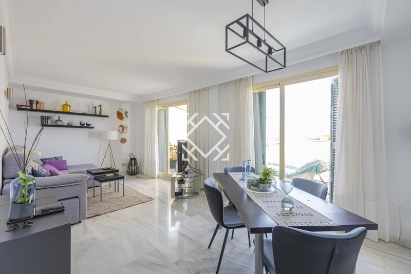 Exclusive penthouse for sale in Puerto de Alcudia, Mallorca — photo 4