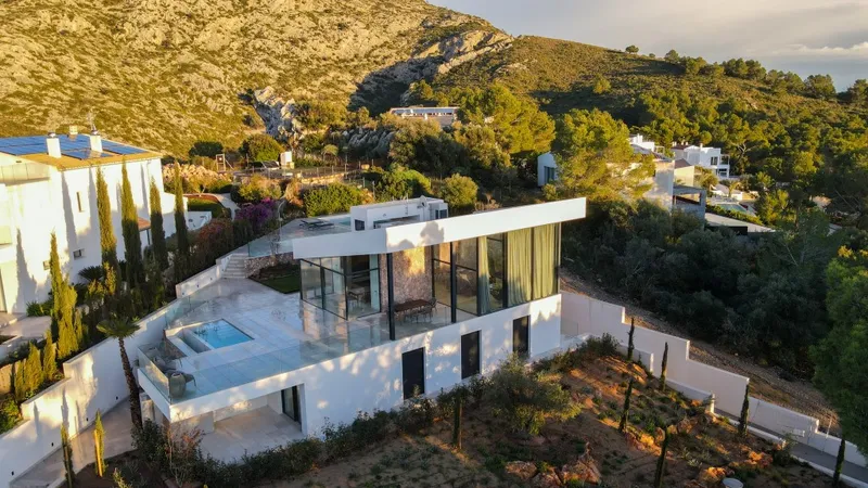 Fantastic villa with panoramic views and exclusive furnishings — photo 7