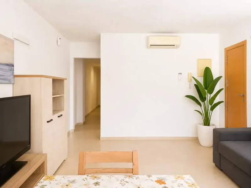 First floor apartment with parking space — photo 2