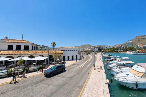 Puerto Pollensa, apartment with harbour views in Port de Pollença — photo 2