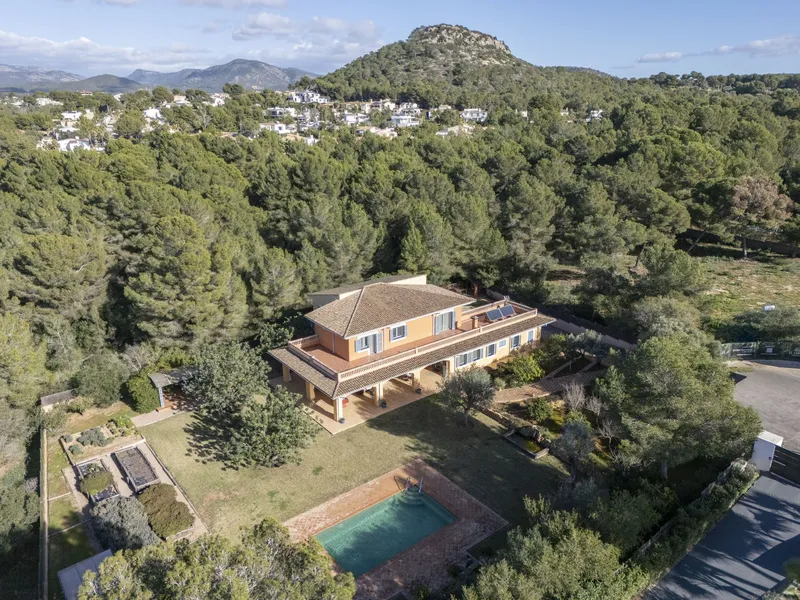 Spacious Mediterranean Villa for Sale in Santa Ponsa — photo 2