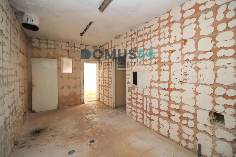 Commercial premises to refurbish in Sa Pobla — photo 10