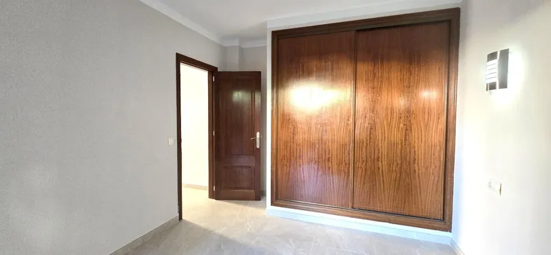 Beautiful attached house in Lloseta, 150 m2 built, 4 bedrooms, free ceiling — photo 4