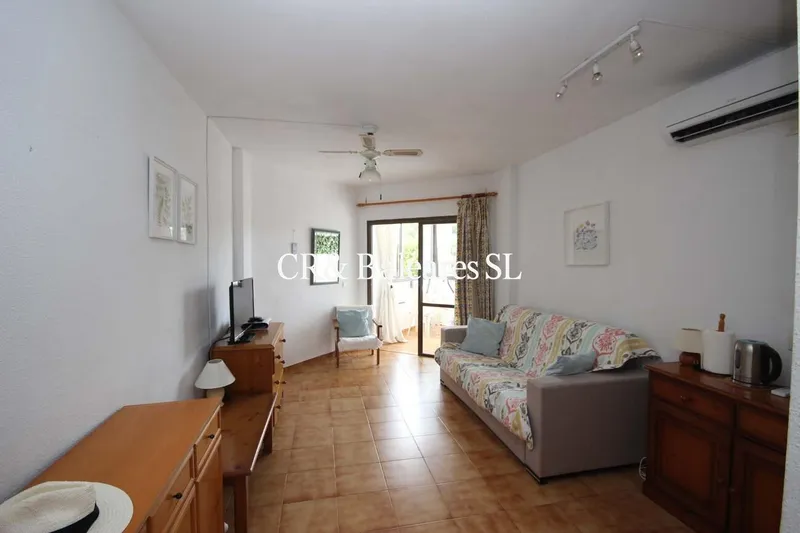 Lovely top floor studio apartment — photo 3
