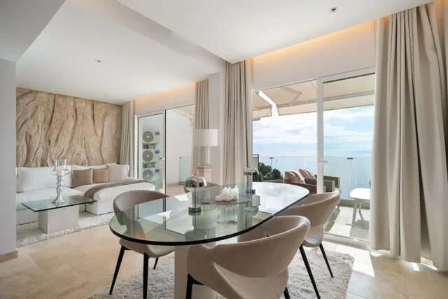 Charming apartment with sea views for sale in Illetes, Southwest Mallorca — photo 3