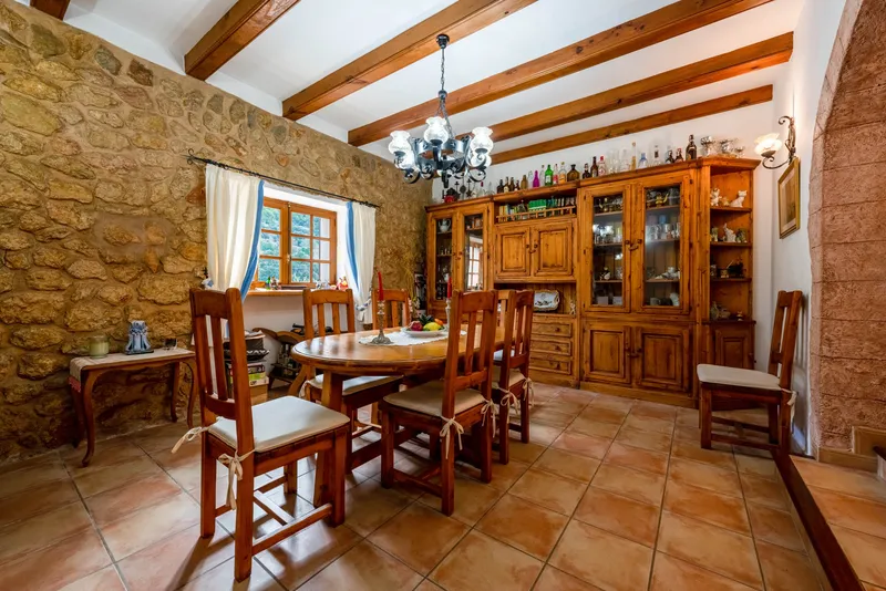 Townhouse on the edge of Andratx with wonderful mountain views — photo 8