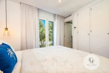Live luxury effortlessly in this spectacular recently renovated apartment in the prestigious Club de Vela, Port Andratx — photo 10