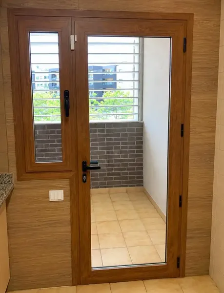 Spacious apartment of 115 m² according to cadastre, 101 m² excluding common areas. In excellent location, next to Plaza de Toros, Palma de Mallorca. — photo 9