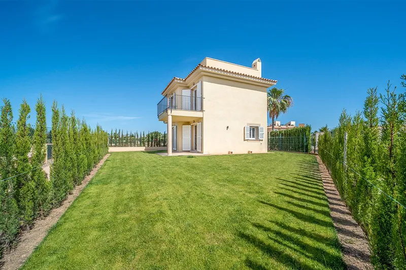 Villa in Sa Rapita - Newly built single-family house with garden and communal pool — photo 2