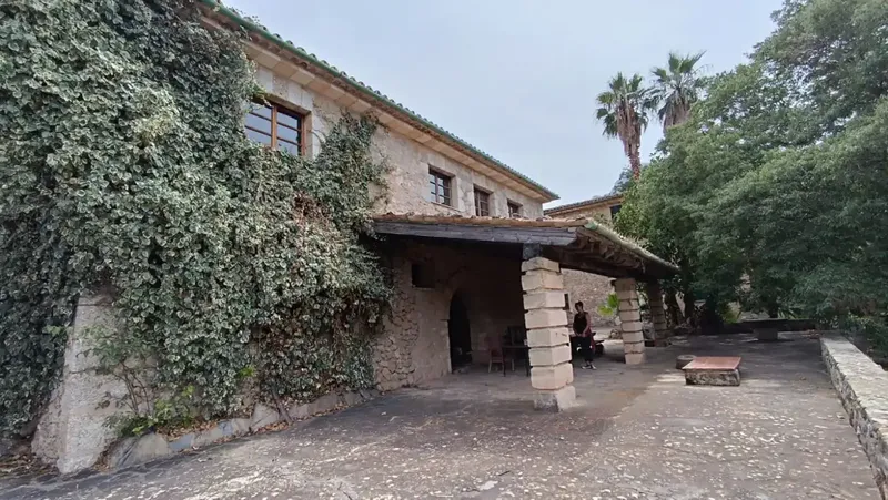 Impressive and very rare rural property with 12 bedrooms and own oil mill for sale in Estellencs — photo 4