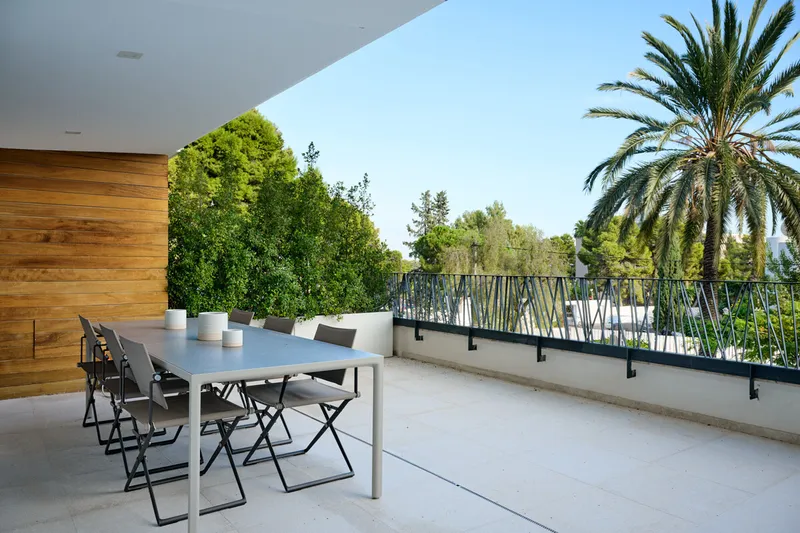 Fantastic apartment with partial sea views in Portals - Marcel Remus Real Estate — photo 6