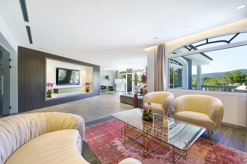 Rent by the week: Luxury villa on the Son Vida golf course - Marcel Remus Real Estate — photo 6