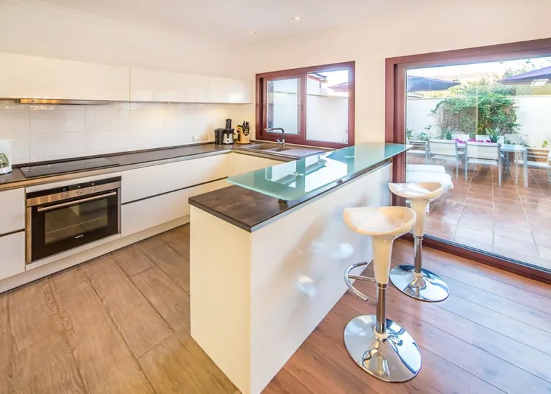 Modern and spacious town house with pool possibilities in Ses Salines — photo 6