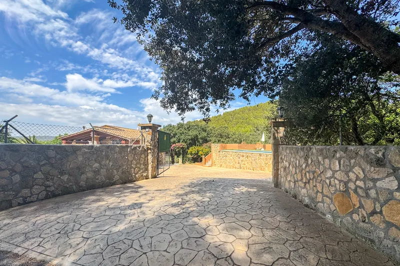 Traditional natural stone finca with pool and beautiful garden near Capdepera — photo 3