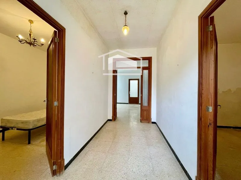 Village house with historic character and great renovation potential in Ses Salines — photo 1