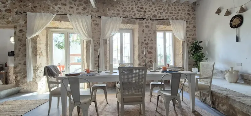 In one of the quietest and most pleasant areas of central Alaró, this townhouse offers an exceptional combination of space, light — photo 7