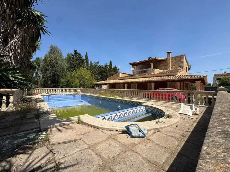 Fantastic Chalet in Santa María del Camí — photo 1