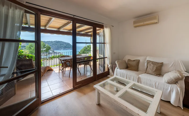 Apartment with sea views in Port de Sóller — photo 2