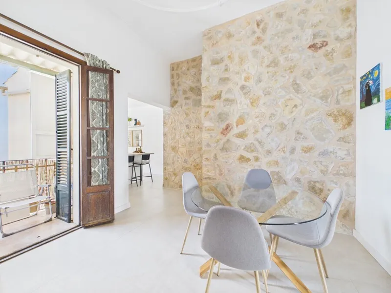 Beautiful Two-Bedroom Apartment on Avenida Argentina - Temporary Contract — photo 4