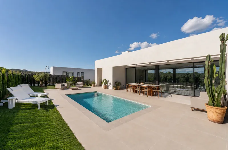 Modern luxury villa with views of the natural park in Cala Murada — photo 1