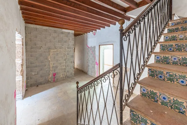 Charming town house with guest house for sale in Sa Pobla, Mallorca — photo 10