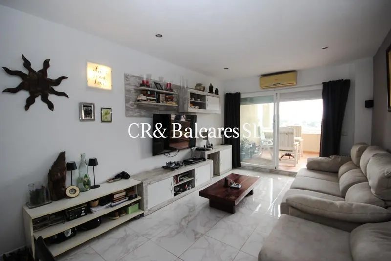Charming two-bedroom apartment — photo 2
