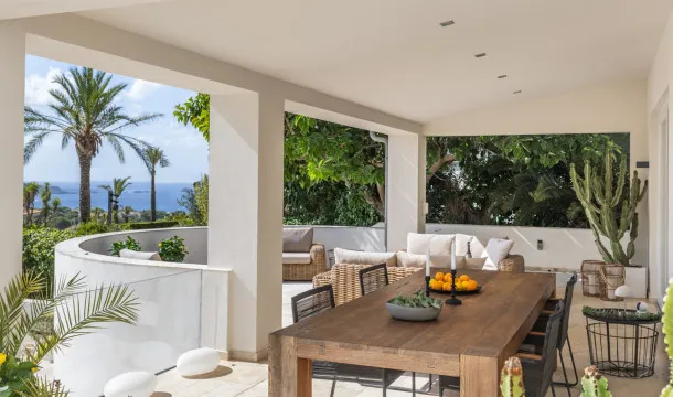 Spacious Family Villa with Mediterranean Charm — photo 6