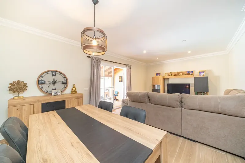 Magnificent semi-detached house in the quiet and sought-after area of Badia Gran (Llucmajor), ideal for families looking for space, comfort and quality of life near the sea — photo 2