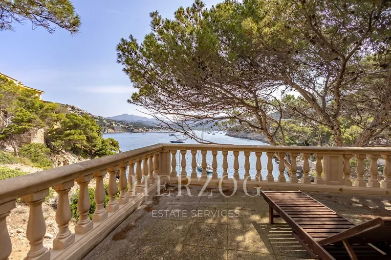 Villa for Renovation in Prime Seafront Location with Views – Exceptional Potential in Port Andratx — photo 11