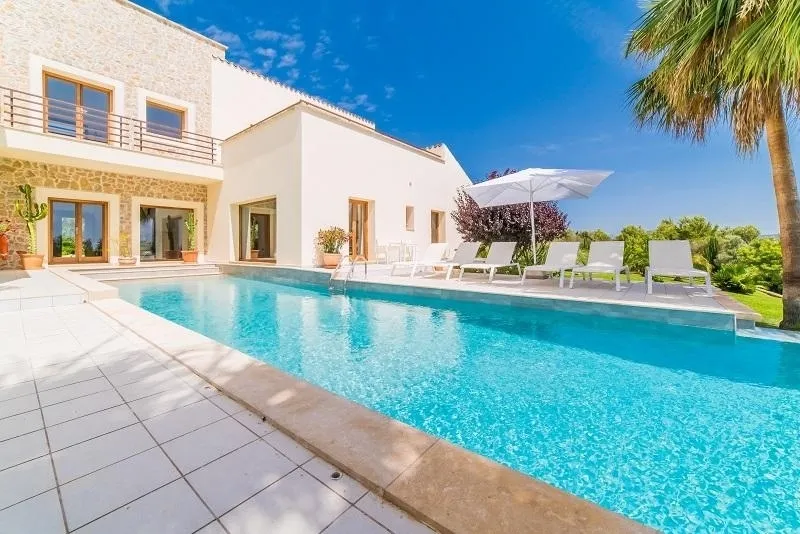 Unique estate property with guesthouse close to the beach and terrific sea view — photo 4