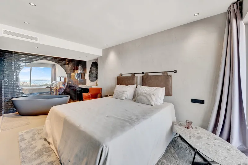 Fantastic modernized apartment with sea views & views over the whole of Palma — photo 11