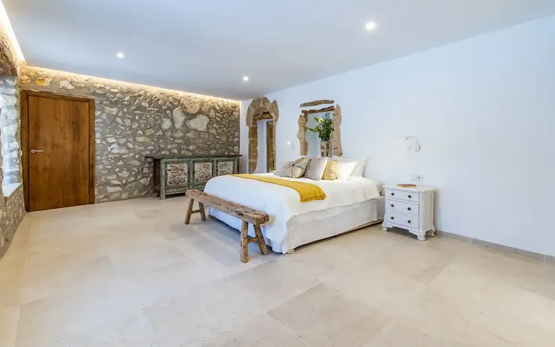 This beautiful newly built Mallorcan-style villa in Es Capdella, an authentic village at the foot of the Sierra de Tramuntana, me — photo 12